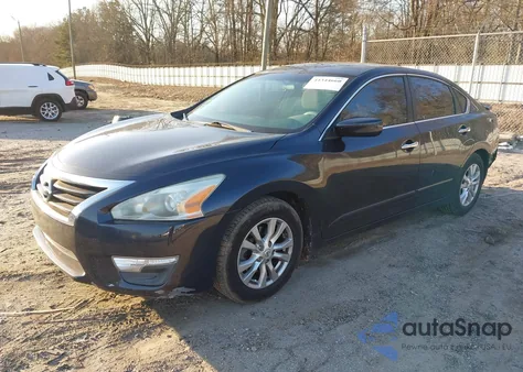2015 Nissan Altima 2.5 S z USA, uszkodzony, nr VIN 1N4AL3AP8FC113166